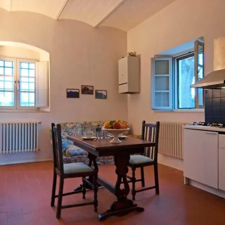 דירה Agriturismo La Moraia פוג'יבונסי